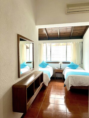 Standard Room, 2 Single Beds