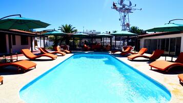 Outdoor pool, sun loungers