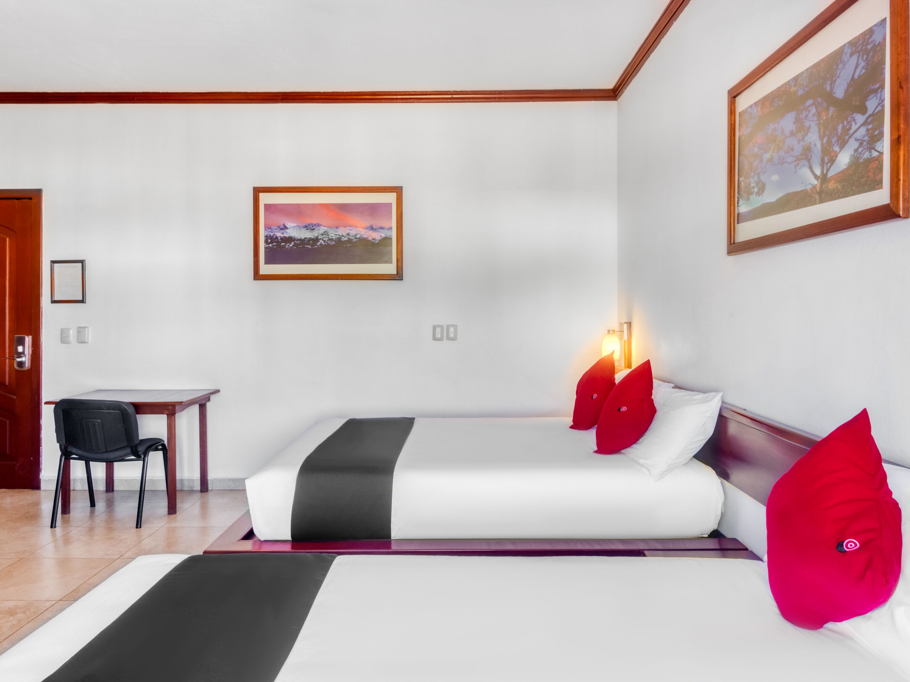 standard quadruple room, 2 double beds | desk, free wifi, bed sheets