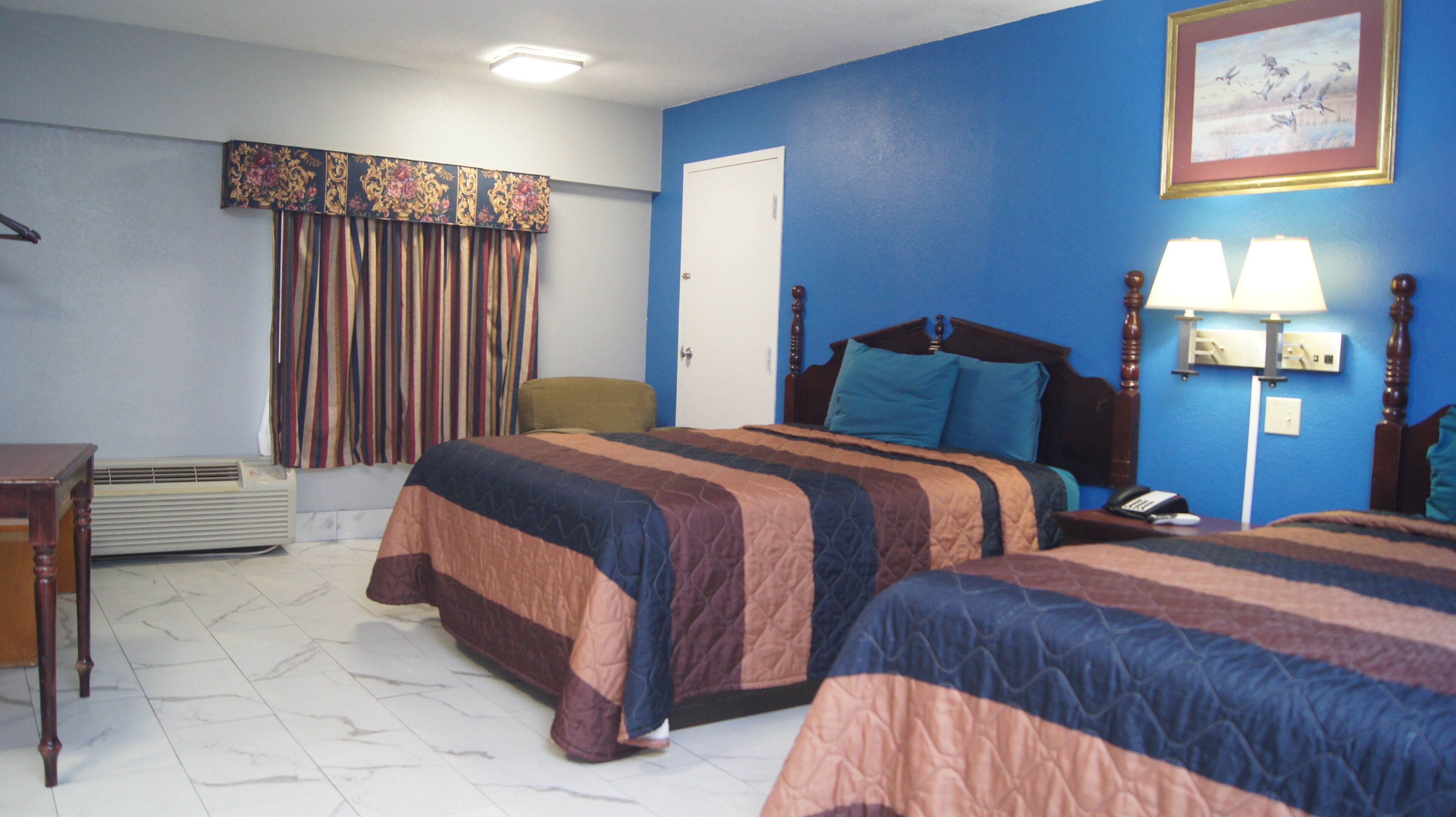 Wi-Fi gratuit, draps fournis