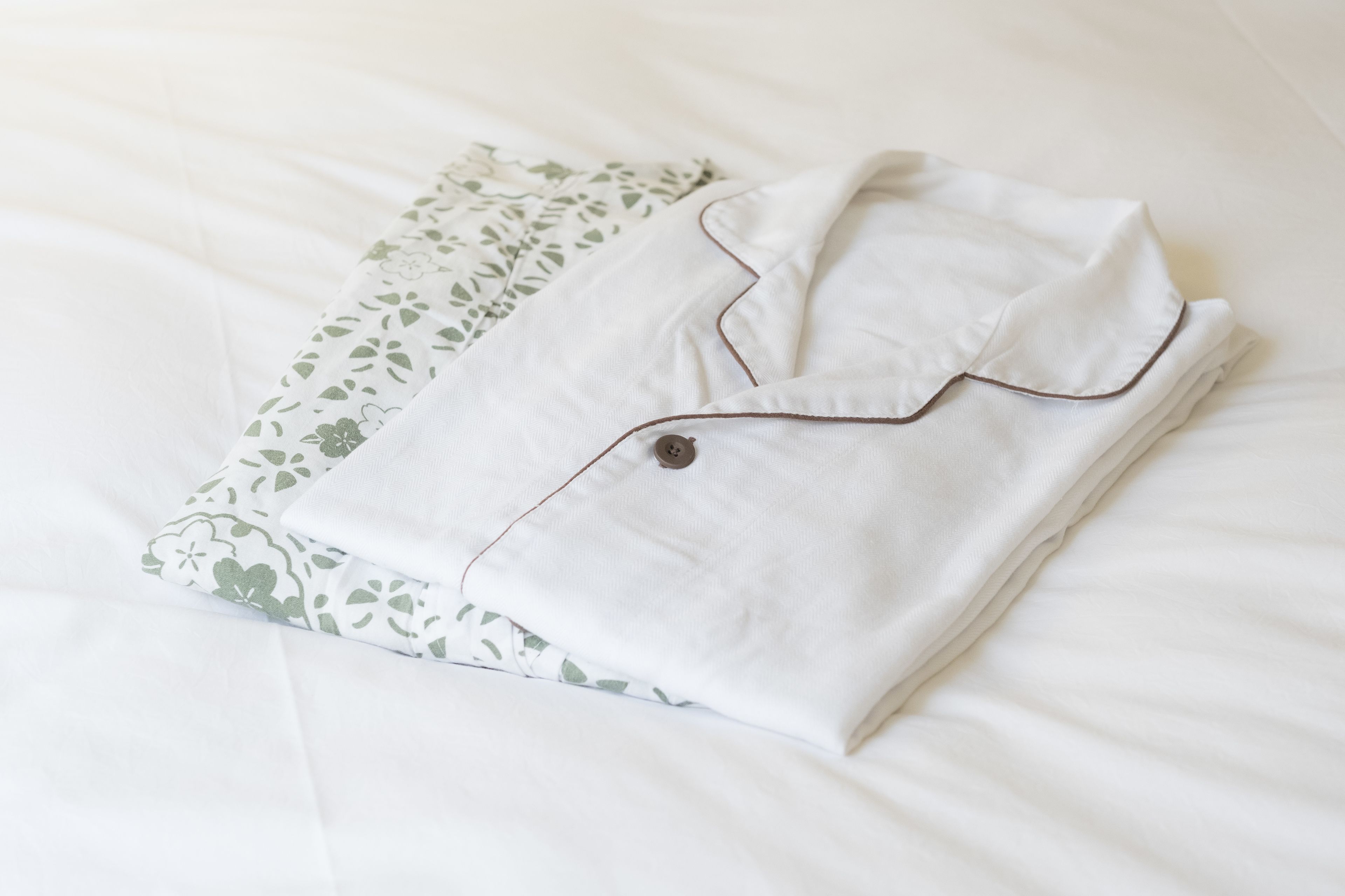 luxury twin, non smoking | 1 bedroom, down duvets, individually decorated, free wifi