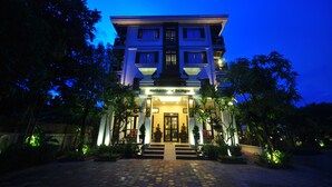 Front of property - evening/night - MotherHome Boutique (Siem Reap)