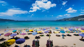 View from property - Hotel Grand Orchid Inn (Patong)