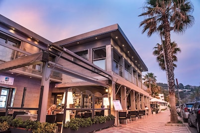 H.Boutique la Caleta bay