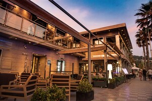 Fachada de la propiedad