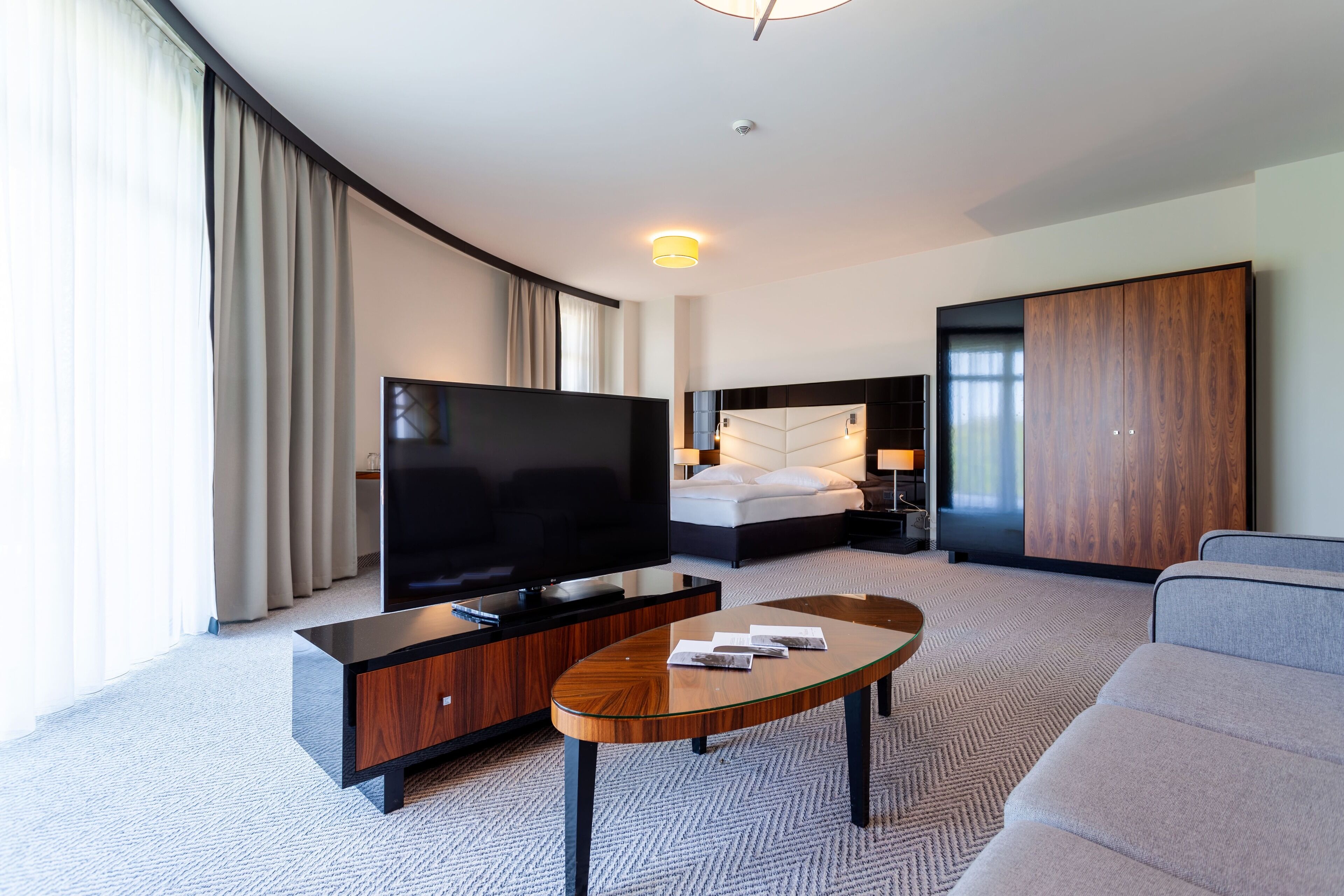 exclusive room, terrace (partial sea view) | 1 bedroom, hypo-allergenic bedding, minibar, in-room safe