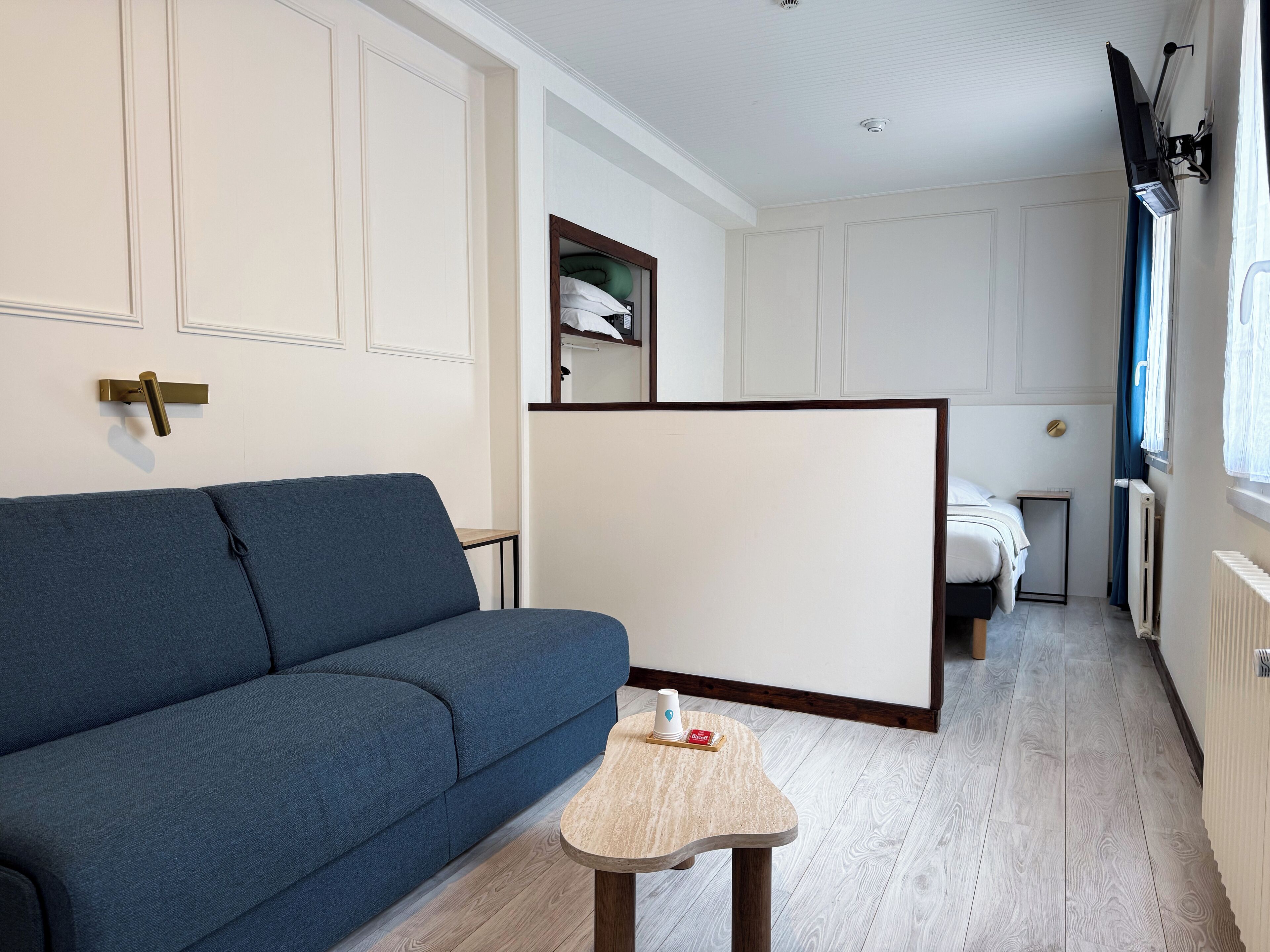 家庭客房 | 書桌、筆電工作空間、床單