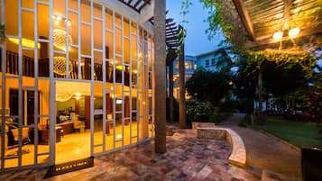 Fasade – kveld/natt