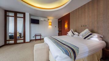 Executive Double Room | 10 bedrooms, Egyptian cotton sheets, minibar, in-room safe