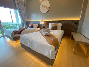 Minibar, individually decorated, individually furnished, desk - SeaRidge Hua Hin Resort & Pool Villa (Hua Hin)