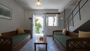 Unclassified image, 4 of 32, button - Chrisanthi Apartments (Igoumenitsa)