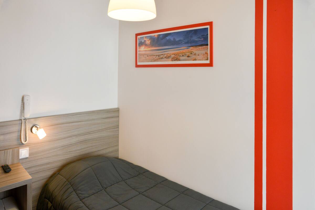 مكتب وواي فاي مجانًا
