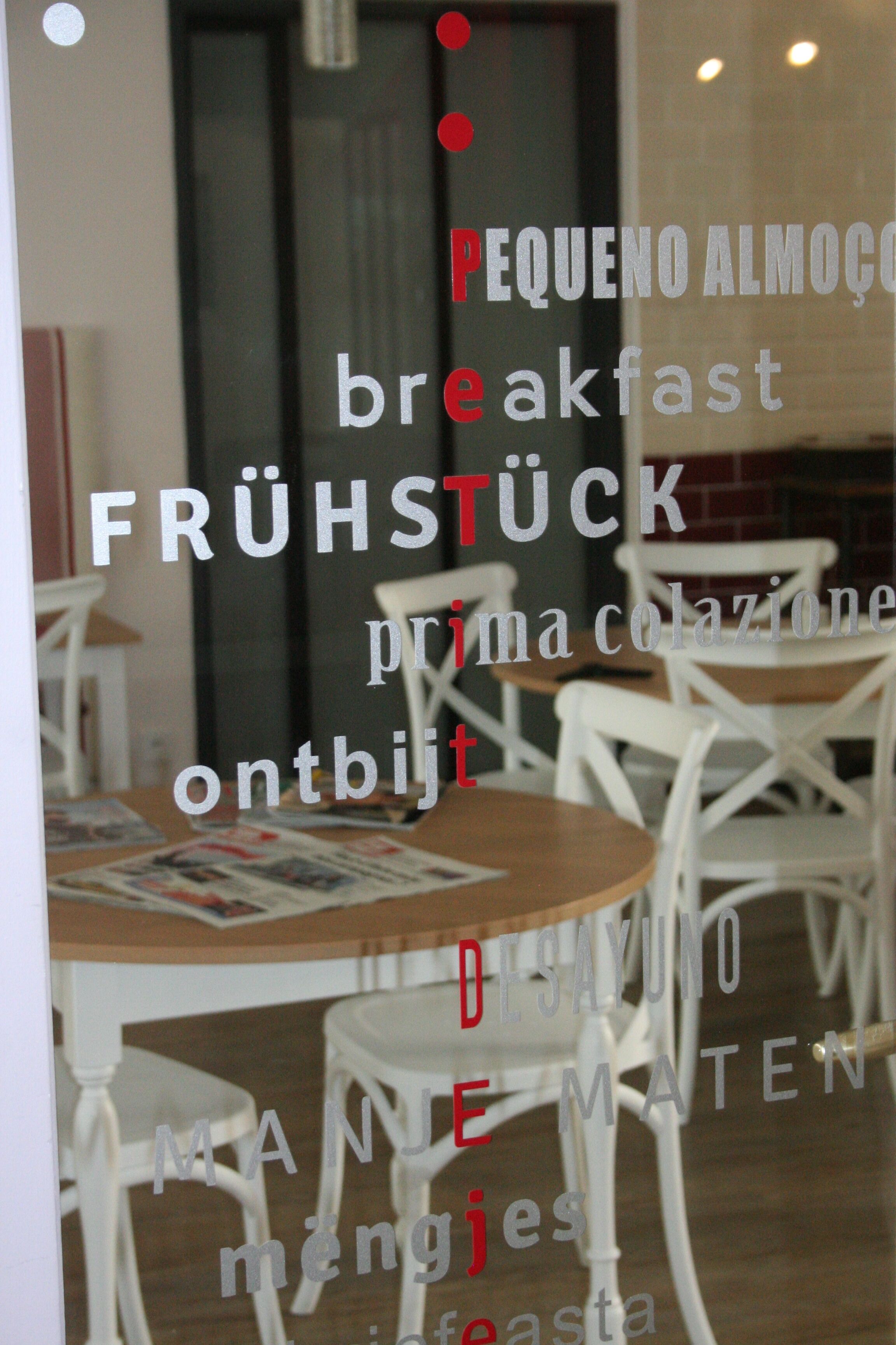 daily continental breakfast (eur 8 per person)