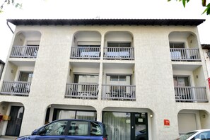 Front of property - Hôtel Le Relais (Dax)