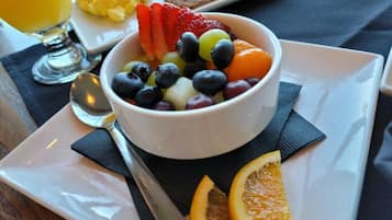 Desayuno a la carta todos los días (con cargo)