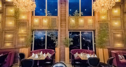 Kinam Hotel