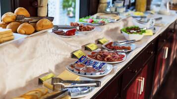 Free daily local cuisine breakfast