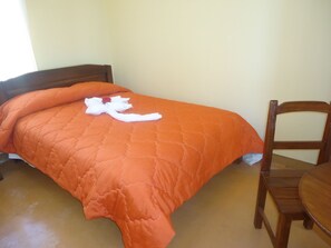 Chambre Double, salle de bains privée