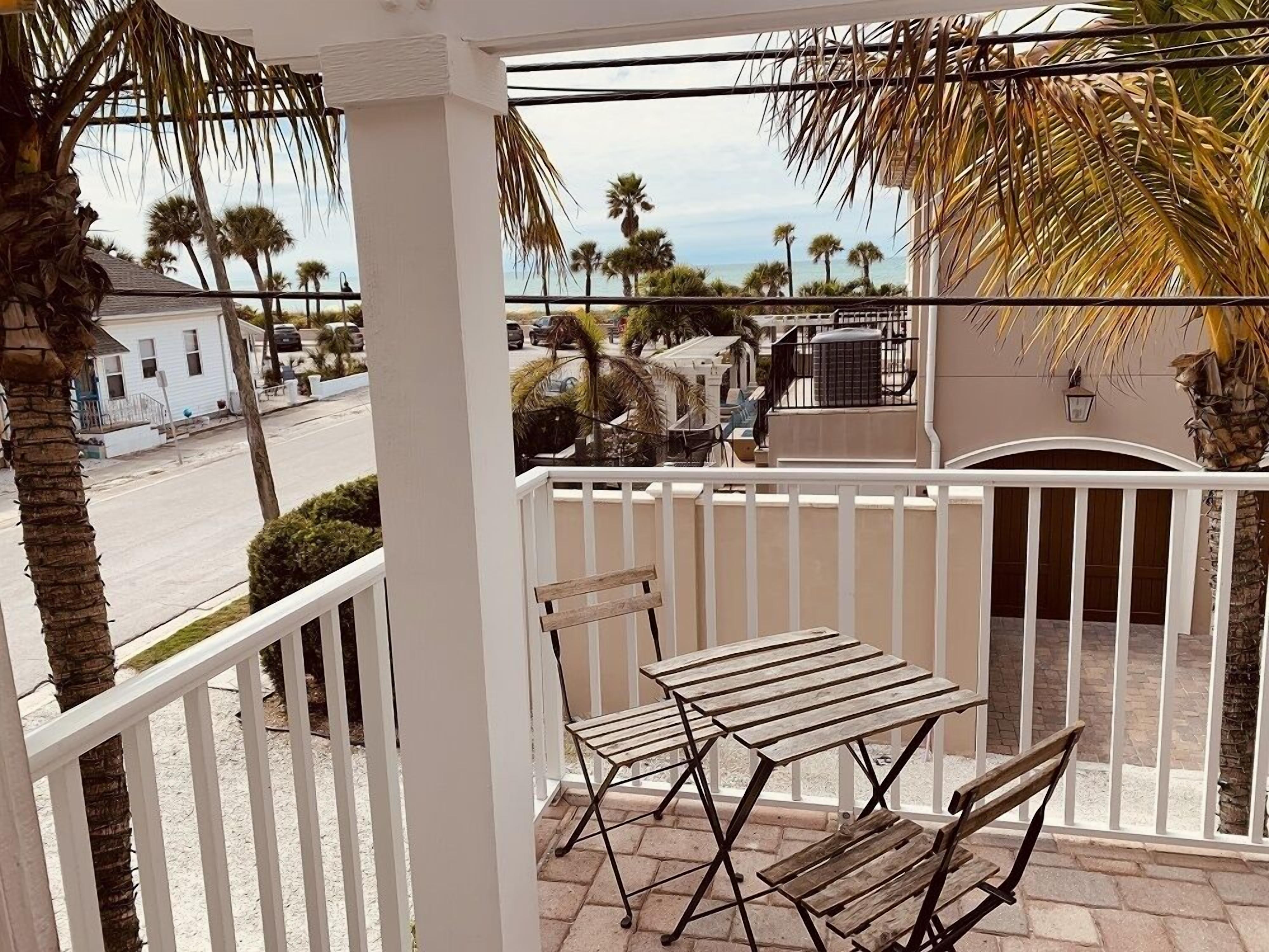 #5 gulfview studio | terrace/patio