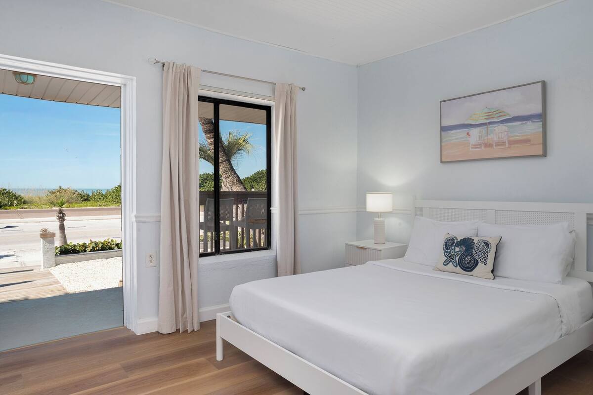Estudio Deluxe, 1 cama Queen size y sofá cama, vista al océano | Sábanas de algodón egipcio y ropa de cama de alta calidad