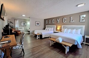 시그니처룸, 퀸사이즈침대 2개 | 각각 다른 스타일의 인테리어, 각각 다르게 가구 비치, 다리미/다리미판, 무료 WiFi