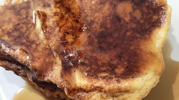 Frokost, lunsj og middag serveres