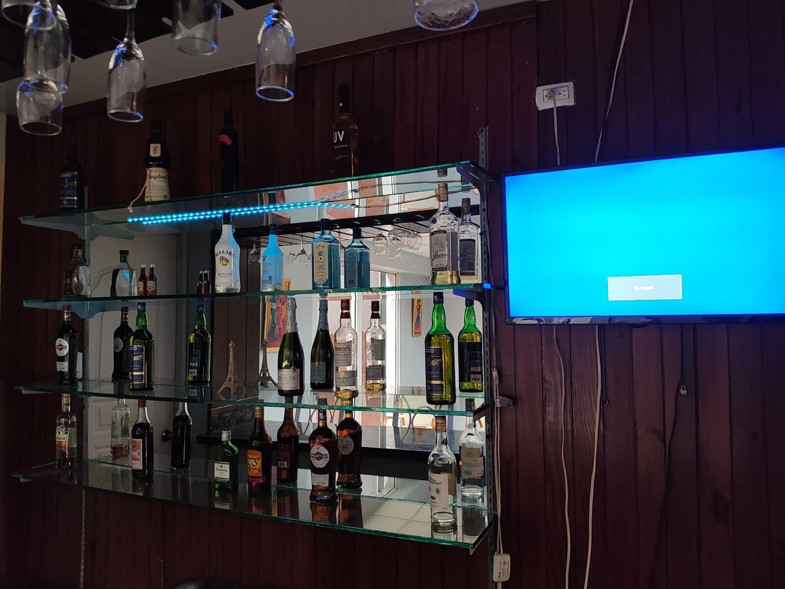 Aamiainen, lounas ja illallinen