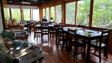 Khu vực dùng bữa sáng