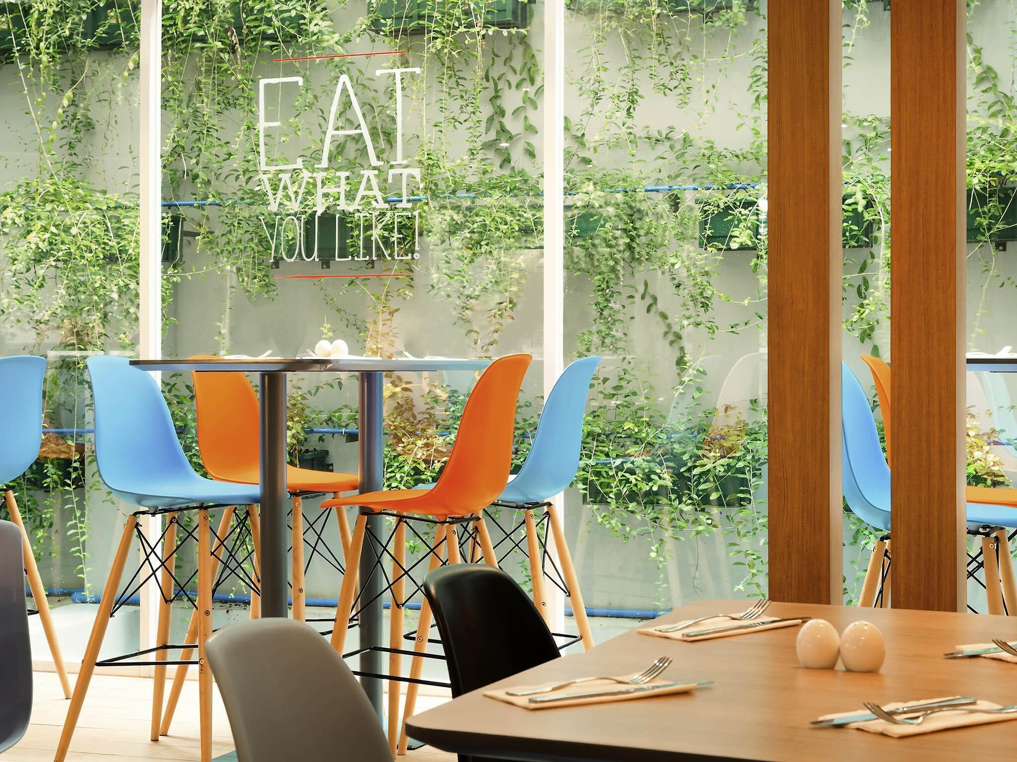 breakfast (idr 70000 per person)