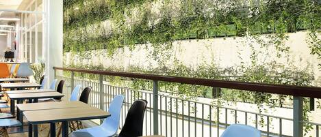 Breakfast (IDR 70000 per person)