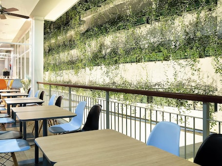 Desayuno (IDR 70000 por persona)