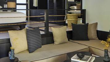 Room (Garden Pavilion) | Living area