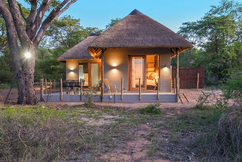 Mziki Safari Lodge