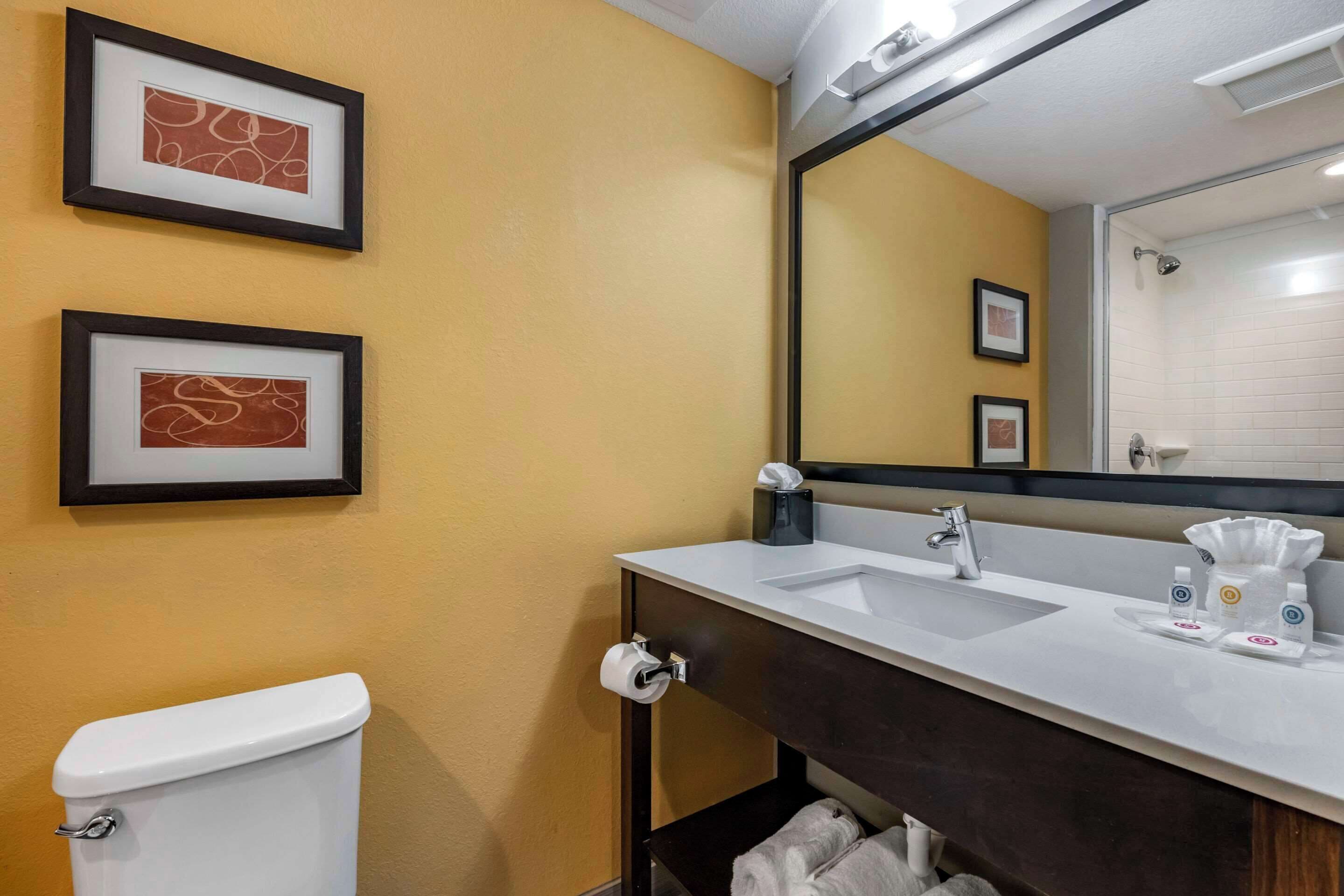 suite, 2 queen beds, non smoking (no pets allowed) | 1 bedroom, premium bedding, pillow-top beds, in-room safe