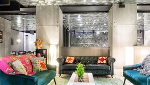 Interior - The Paul Hotel NYC (New York)