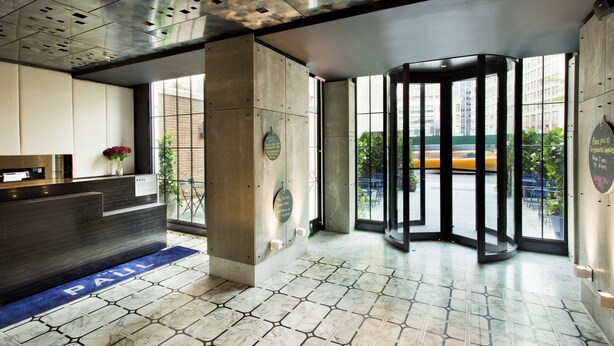 Interior entrance - The Paul Hotel NYC (New York)