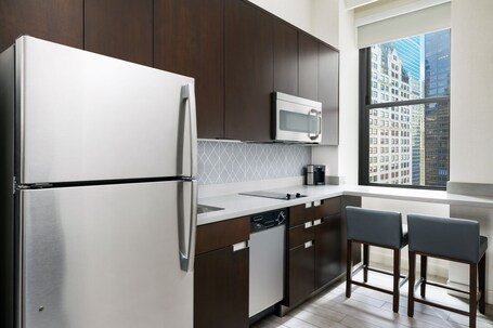 Residence Inn Marriott New York Downtown Manhattan WTC Area - Image 20