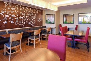 Gratis morgenmadsbuffet hver dag