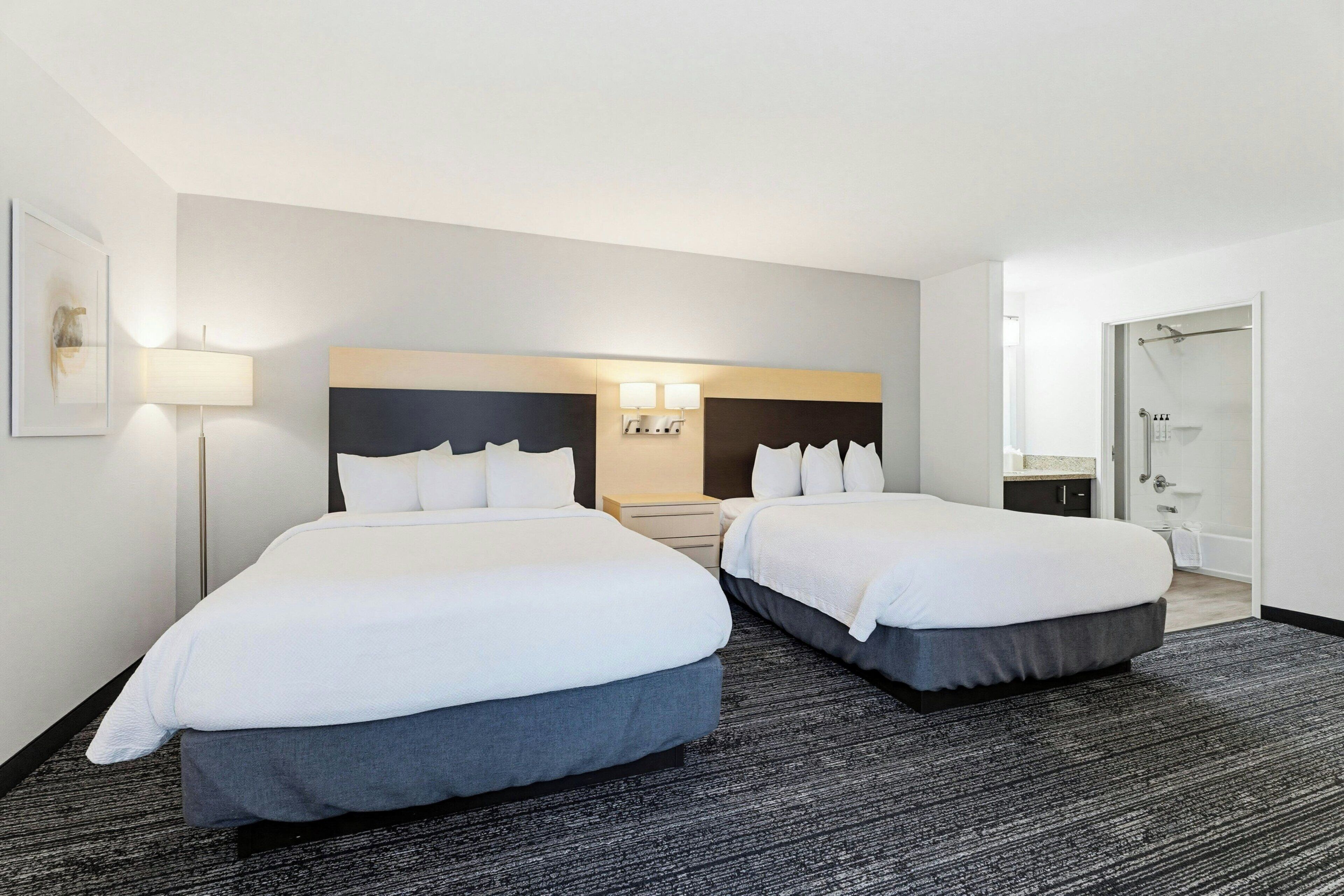 Studio, 2 Queen Beds | Hypo-allergenic bedding, blackout drapes, iron/ironing board, bed sheets