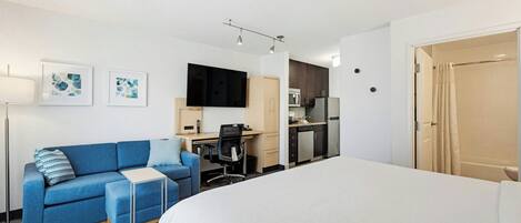 Studio, 1 King Bed with Sofa bed | Private kitchen | Fridge, microwave, stovetop, dishwasher
