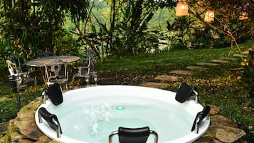 Bubbelpool utomhus