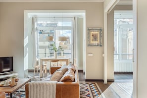 Design Apartment | Living area | Flat-screen TV, MP3 dock - Fuster Apartments By Aspasios  (Barcelona)