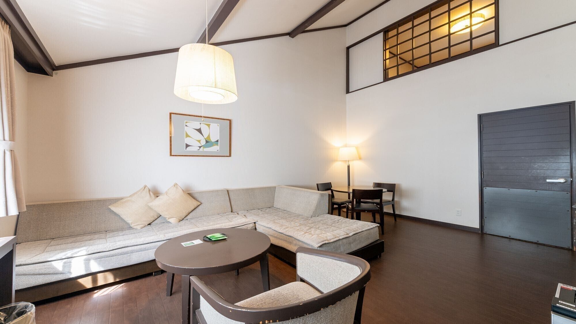 Living area | TV