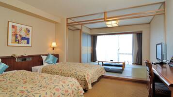 In-room safe, blackout curtains, free WiFi