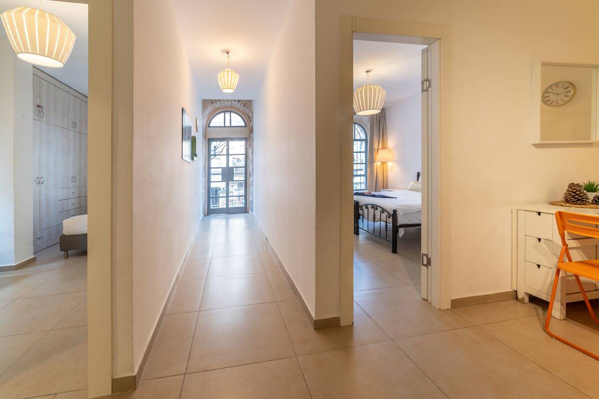 Comfort Apartment, 2 Bedrooms, Balcony | 1 bedroom, soundproofing, iron/ironing board, WiFi (free)