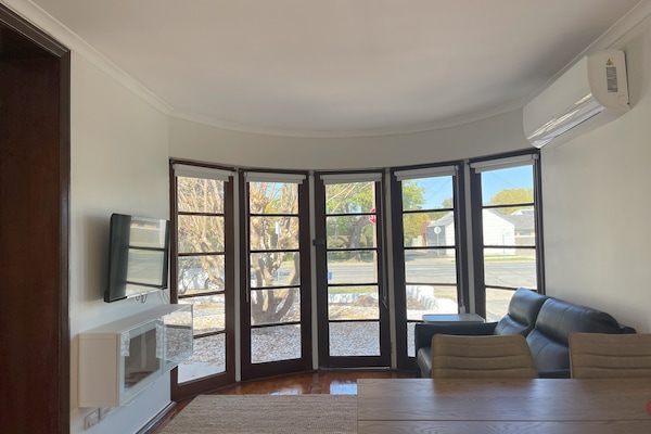 Comfort Apartment, 3 Bedrooms | Living area