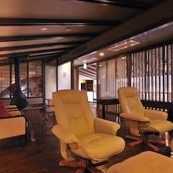 Hot springs/mineral springs, body treatments, aromatherapy, facials