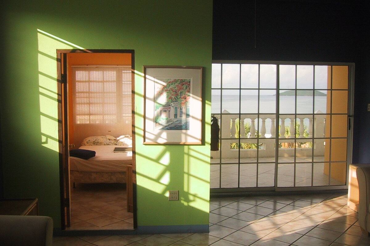 Suite Deluxe, 2 chambres, balcon | Terrasse/Patio