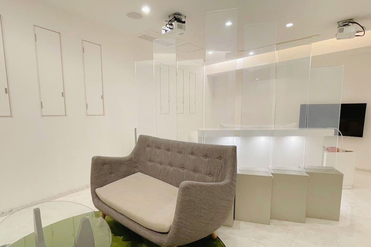 Chambre (Exclusive 3D Projection Mapping, 1FL)