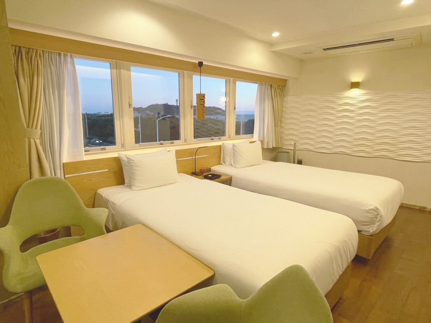 Grand Enoshima Twin Room (Ocean Side, 4th Floor) 